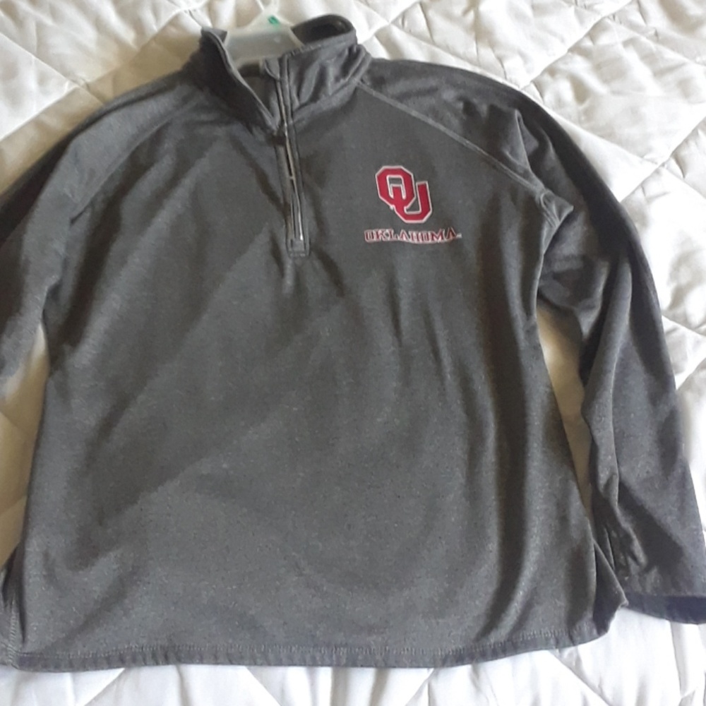 OU sweatshirt